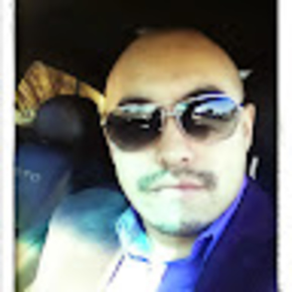 Meet your Posher, Adrian - Picture 1 of 1